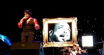 Omar Alexander cautiva en el VI festival mundial del bolero y le otorgan reconocimiento