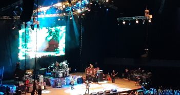 El Tri festejó 53 años con la banda chilanga en la Arena Ciudad de México