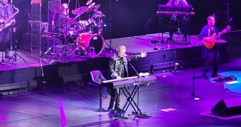 Miguel Mateos ofrece gran concierto en el Auditorio Nacional para celebrar los 40 años de “Solos en América”