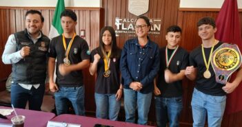 Gaby Osorio encabeza audiencia pública en Alcaldía Tlalpan; recibe a jóvenes boxeadores y a promotor cultural que representan a la demarcación