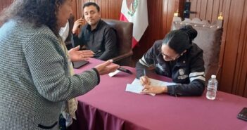 Vecina de Tlalpan reconoce y agradece atención de Gaby Osorio y su equipo en Audiencia Pública