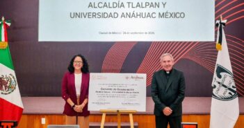 Gaby Osorio firma convenio de cooperación con la Universidad Anáhuac